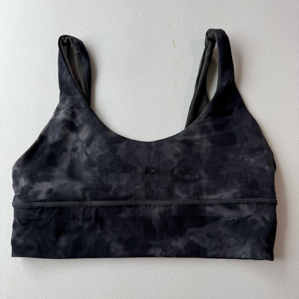 Lululemon Align Reversible Bra *Light Support, A/B Cups
- Size 8